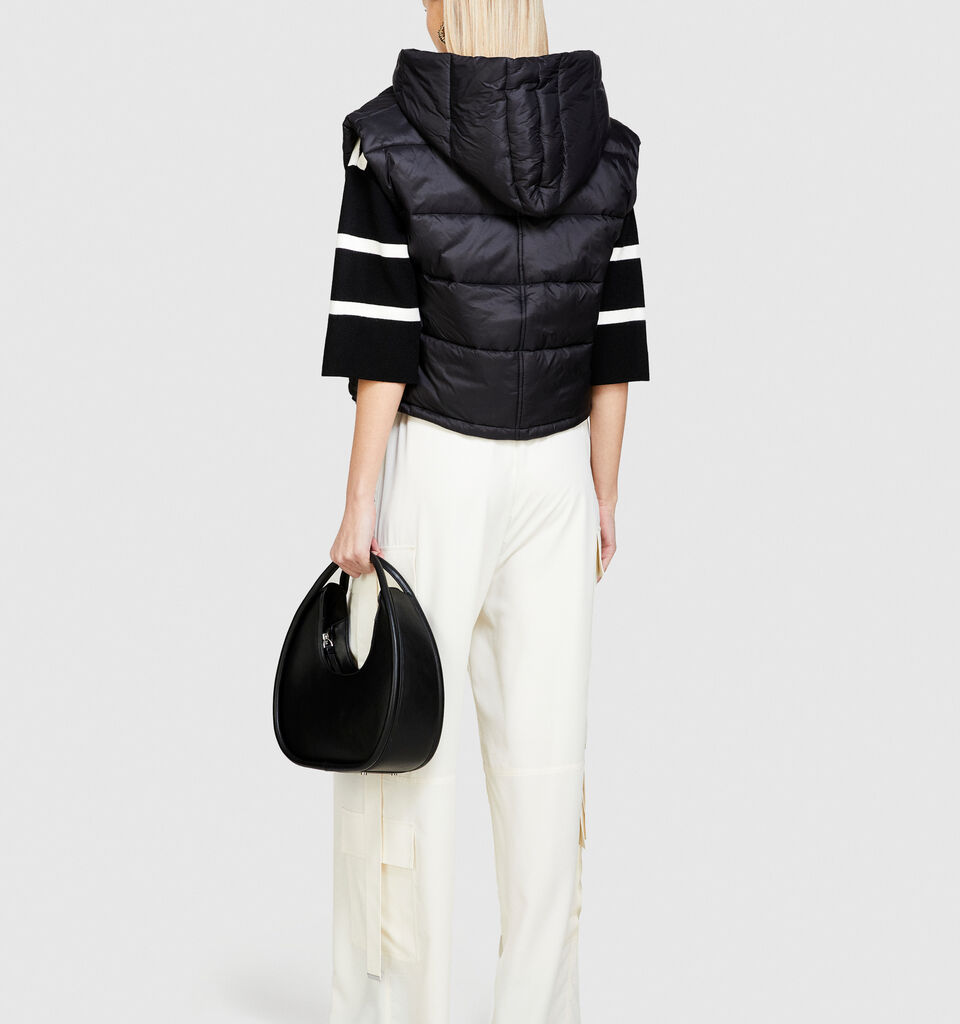 Sleeveless jacket with hood - null - Black | Sisley image number 3